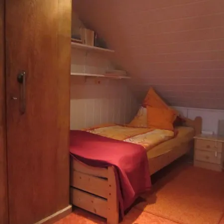 Antonia, 15110 Apartament Leer